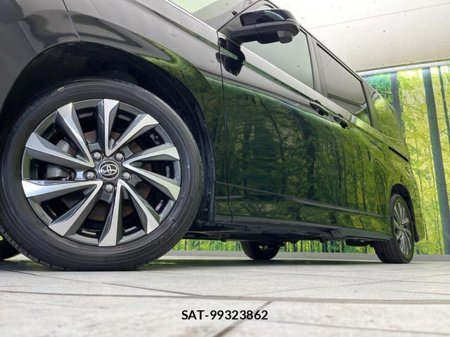 Toyota VOXY 2023-07 8007208-13