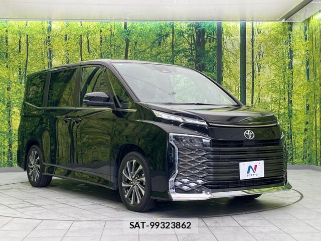 Toyota VOXY 2023-07 8007208-16