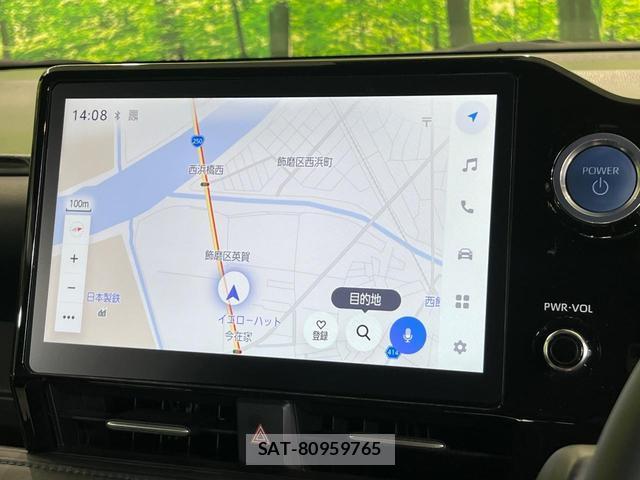 Toyota VOXY 2022-03 8007871-3