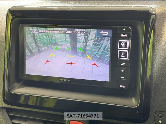 Toyota VOXY 2015-11 8007877-4