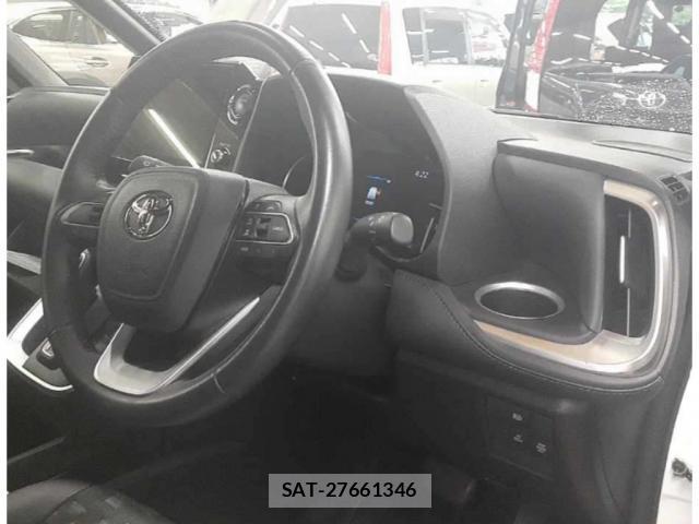 Toyota VOXY 2024-09 8008197-2