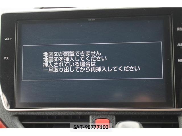 Toyota VOXY 2017-07 8008594-2