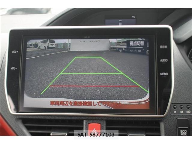 Toyota VOXY 2017-07 8008594-3