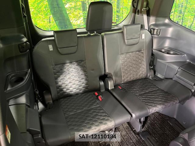 Toyota VOXY 2024-05 8008654-10