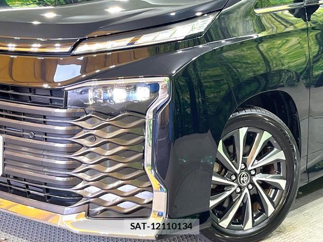 Toyota VOXY 2024-05 8008654-6