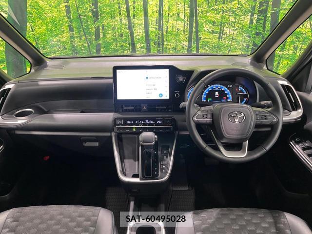 Toyota VOXY 2023-09 8008791-1