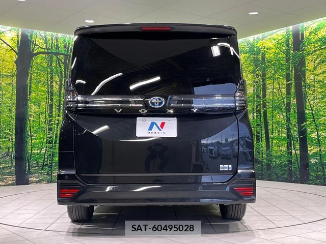 Toyota VOXY 2023-09 8008791-15