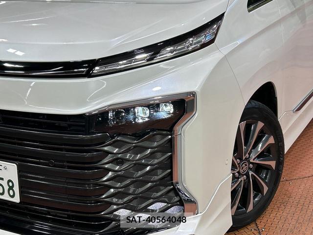 Toyota VOXY 2022-09 8009409-12