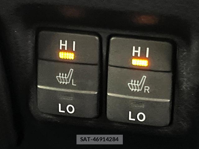 Toyota VOXY 2020-01 8009740-4