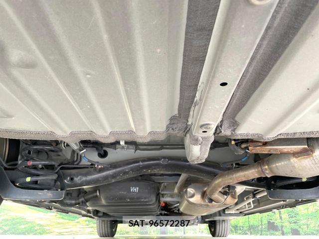 Toyota VOXY 2023-03 8010441-19