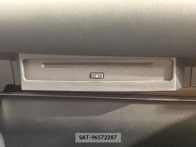Toyota VOXY 2023-03 8010441-5
