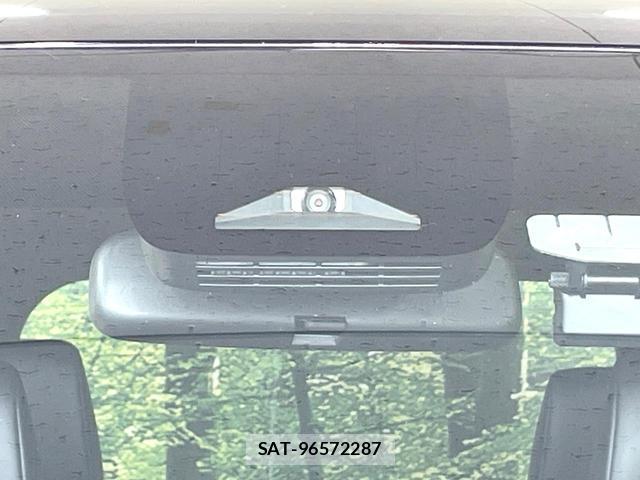 Toyota VOXY 2023-03 8010441-6
