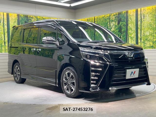 Toyota VOXY 2018-12 8011107-16
