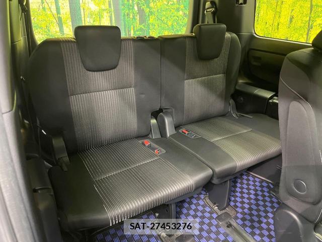 Toyota VOXY 2018-12 8011107-9