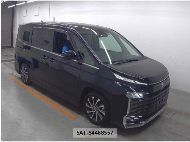 Toyota VOXY 2023-05 8011373-3