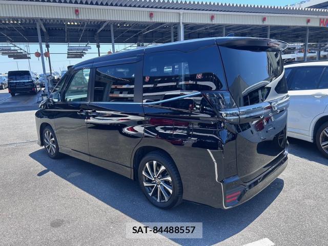 Toyota VOXY 2023-05 8011373-8