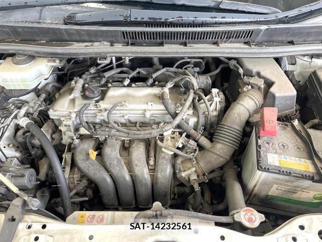 Toyota VOXY 2017-08 8011872-19