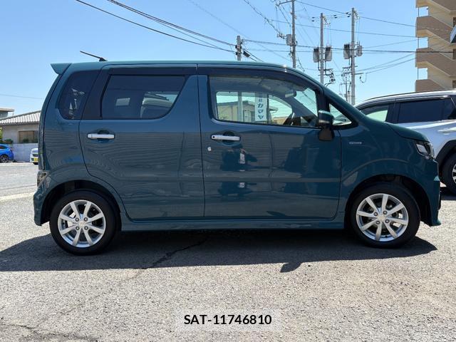 Suzuki WAGON R 2023-05 8008672-3