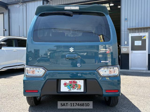Suzuki WAGON R 2023-05 8008672-5