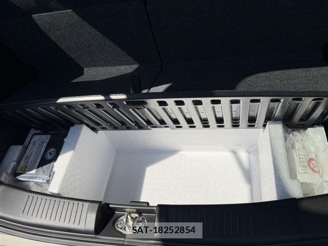 Suzuki WAGON R 2026-04 8010849-11