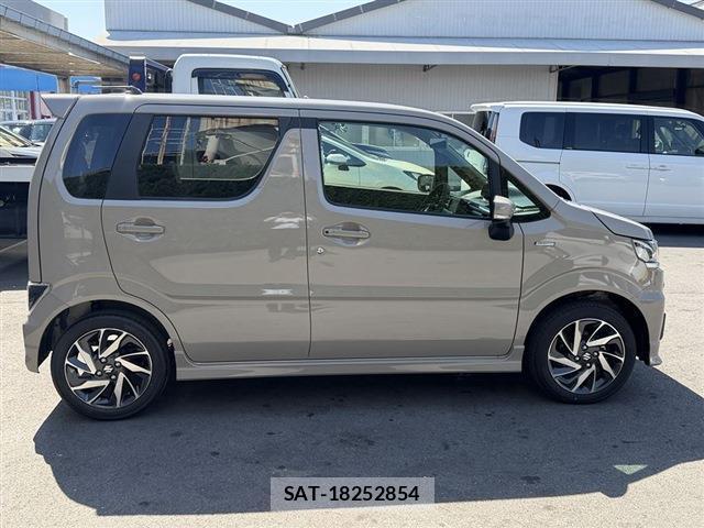 Suzuki WAGON R 2026-04 8010849-3