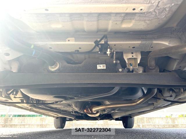 Suzuki WAGON R 2021-10 8007689-18