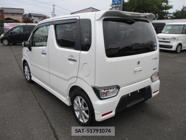 Suzuki WAGON R 2019-03 8003067-1