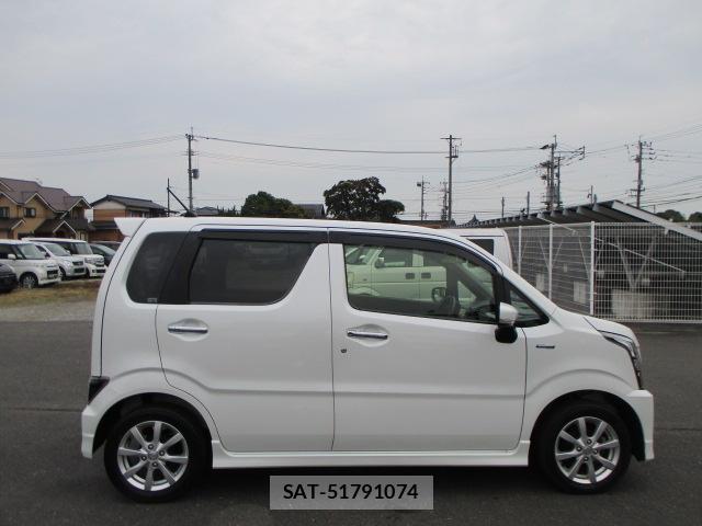 Suzuki WAGON R 2019-03 8003067-3