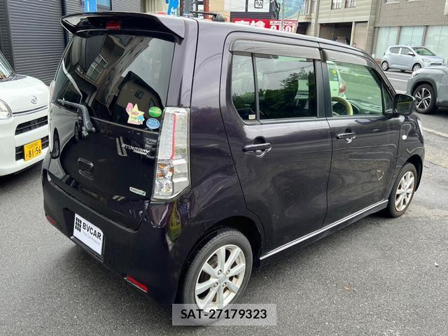Suzuki WAGON R 2013 8004121-1