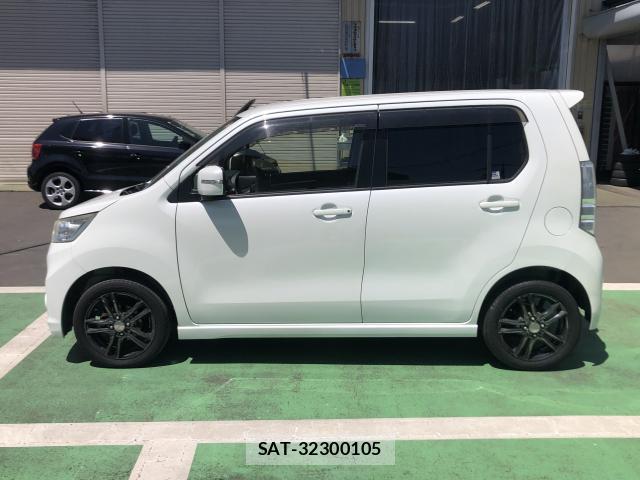 Suzuki WAGON R 2013-03 8004300-10