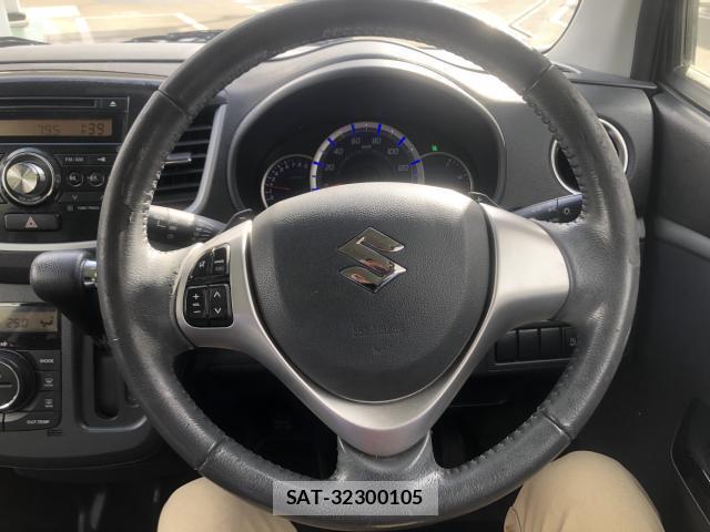 Suzuki WAGON R 2013-03 8004300-17