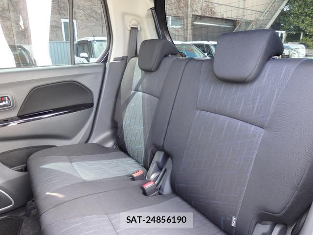 Suzuki WAGON R 2015-12 8004359-17