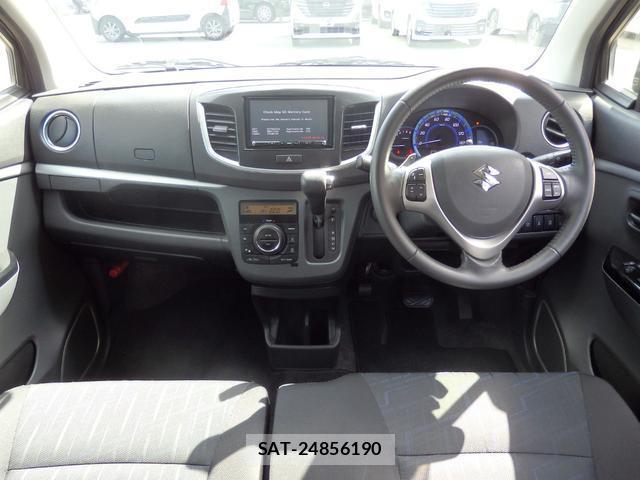 Suzuki WAGON R 2015-12 8004359-18