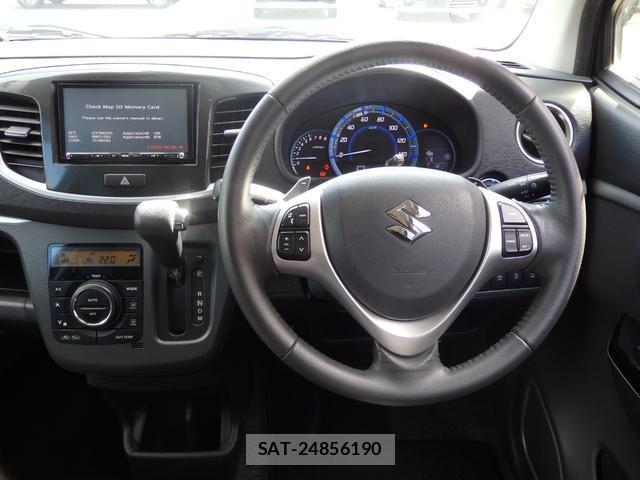 Suzuki WAGON R 2015-12 8004359-19