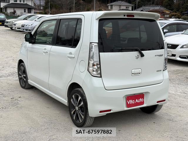 Suzuki WAGON R 2013-07 8004811-19