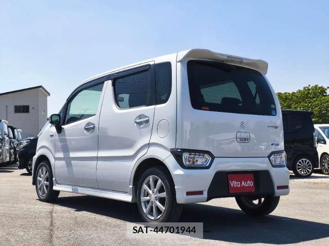 Suzuki WAGON R 2017-06 8004826-19