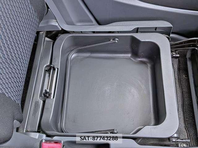Suzuki WAGON R 2014-02 8006702-9