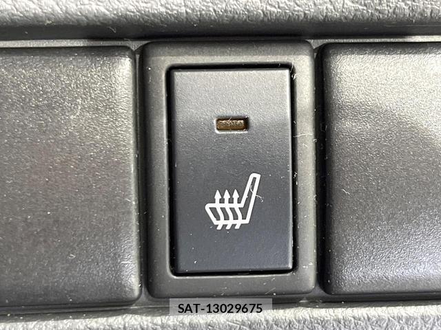 Suzuki WAGON R 2013-01 8007155-4