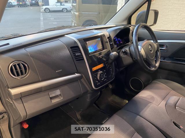 Suzuki WAGON R 2010-04 8010135-16