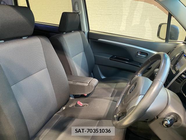 Suzuki WAGON R 2010-04 8010135-5