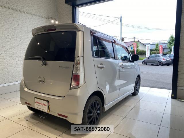 Suzuki WAGON R 2011-11 8010404-1
