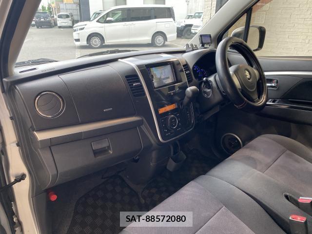 Suzuki WAGON R 2011-11 8010404-15