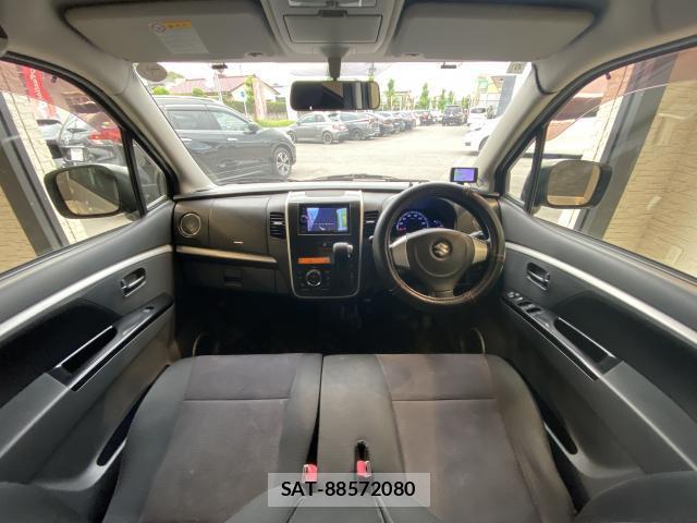 Suzuki WAGON R 2011-11 8010404-2