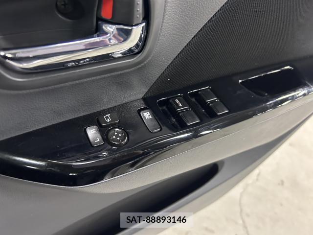 Suzuki WAGON R 2015-10 8011369-16