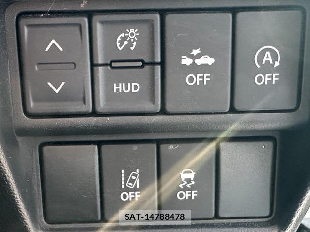 Suzuki WAGON R 2017-08 8011850-7