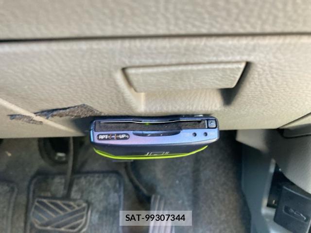 Suzuki WAGON R 2011-08 8005167-10