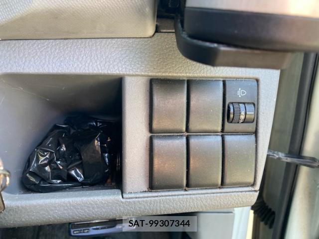 Suzuki WAGON R 2011-08 8005167-6