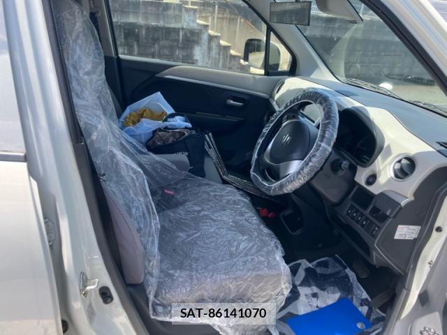 Suzuki WAGON R 2015-09 8009412-7