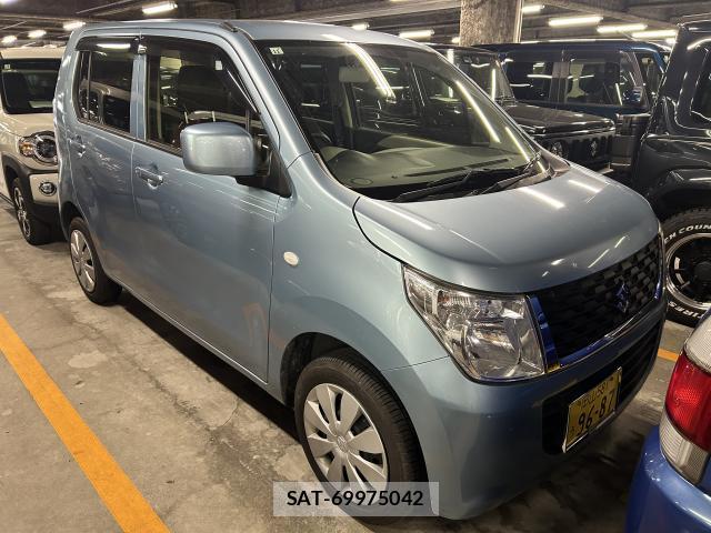 Suzuki WAGON R 2015-11 8011607-0