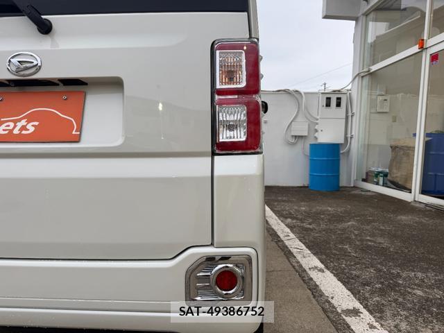 Daihatsu WAKE 2015-09 8004549-17